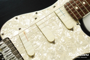 Stratocaster Plus Deluxe - Mystic Black